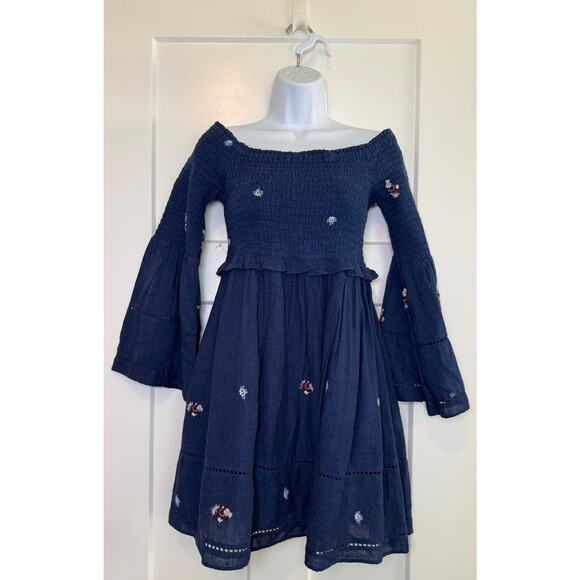 Free People‎ Counting Daisies Embroidered Mini Dress Size SMALL - Picture 1 of 11